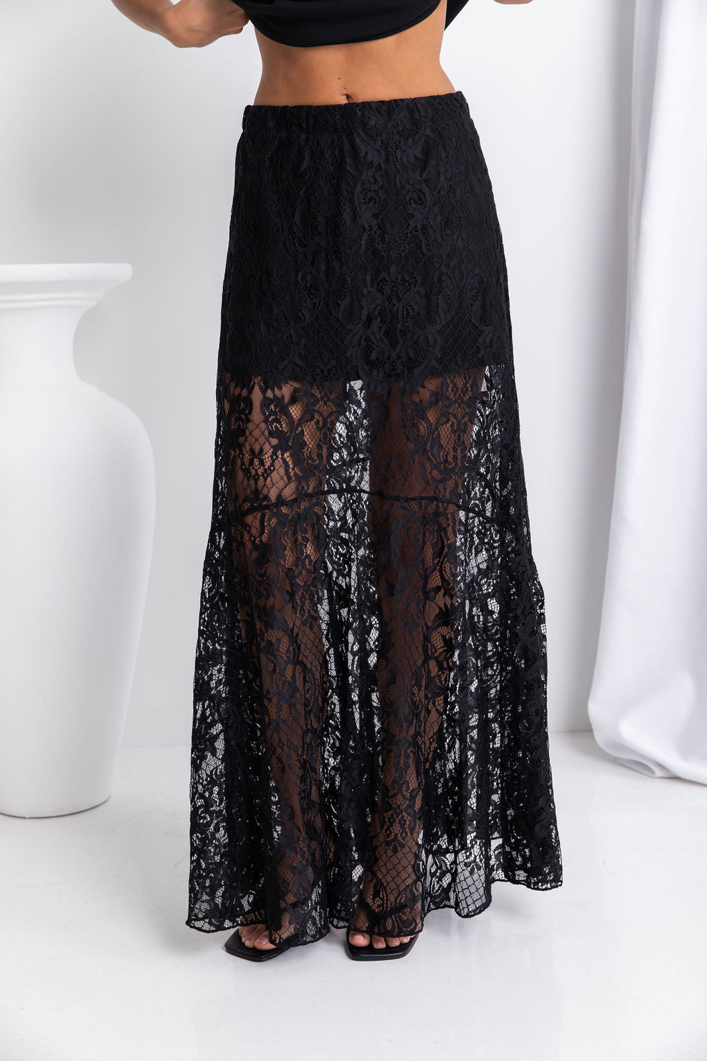 Zahra Lace Skirt - Black