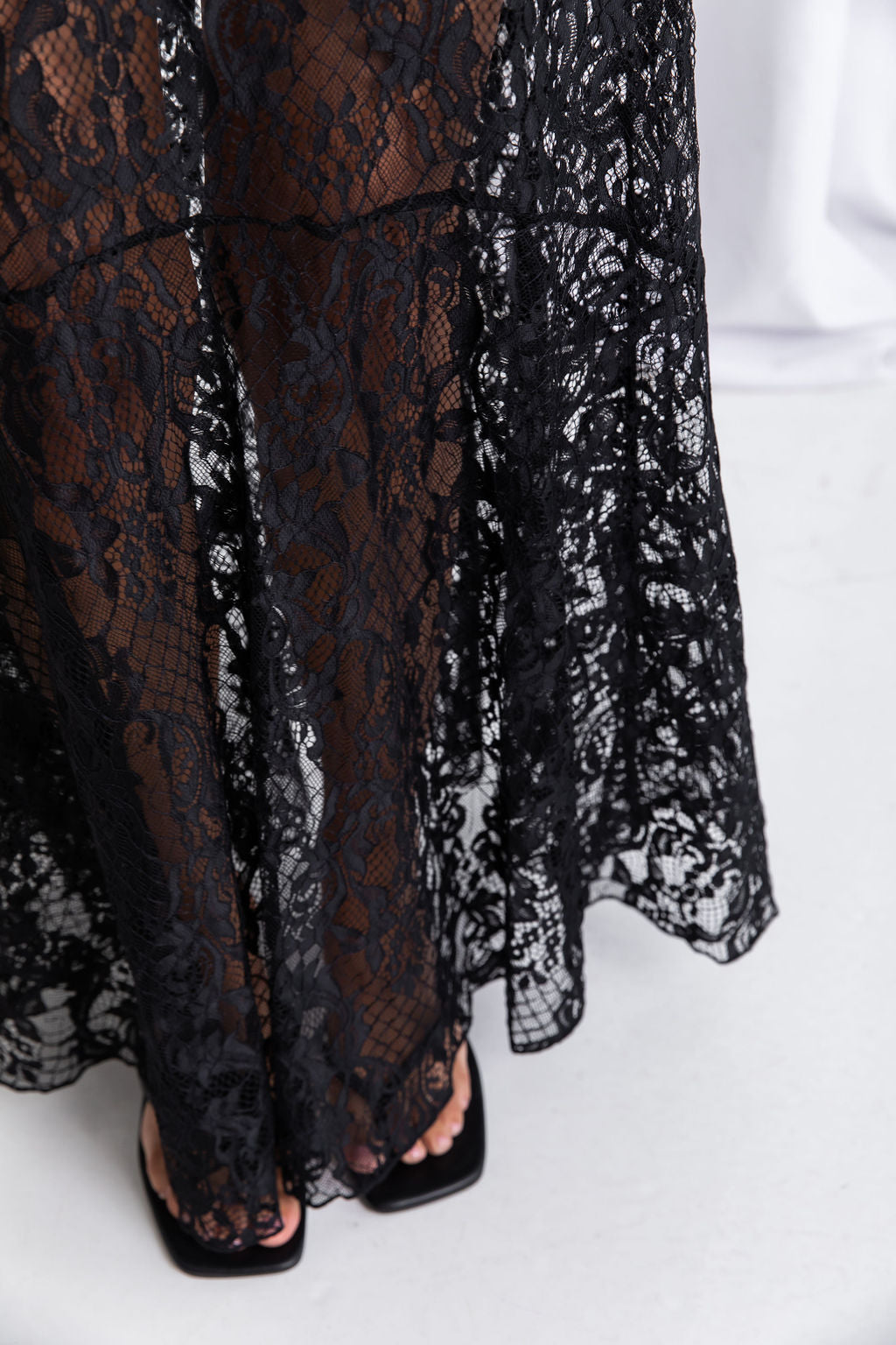 Zahra Lace Skirt - Black